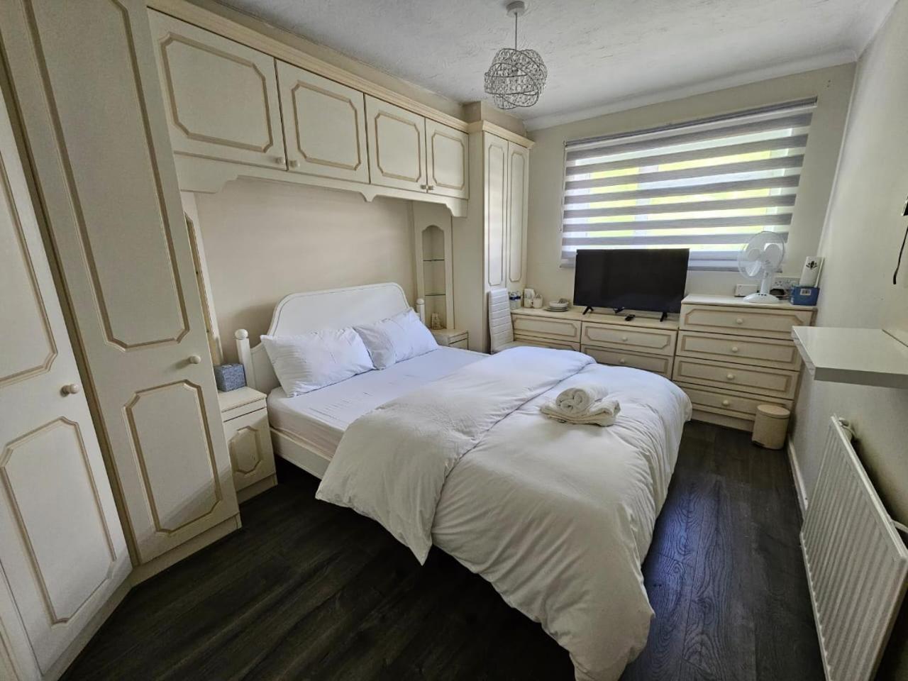 Jays-Rooms Pitsea Extérieur photo